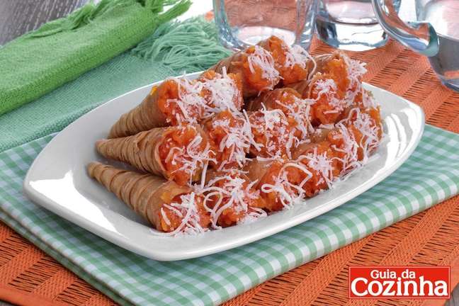 One of the simple and delicious recipes with pumpkin, pumpkin jam with coconut in the cone - Photo: Guia da Cozinha One of the simple and delicious recipes with pumpkin, pumpkin jam with coconut in the cone - Photo: Guia da Cozinha