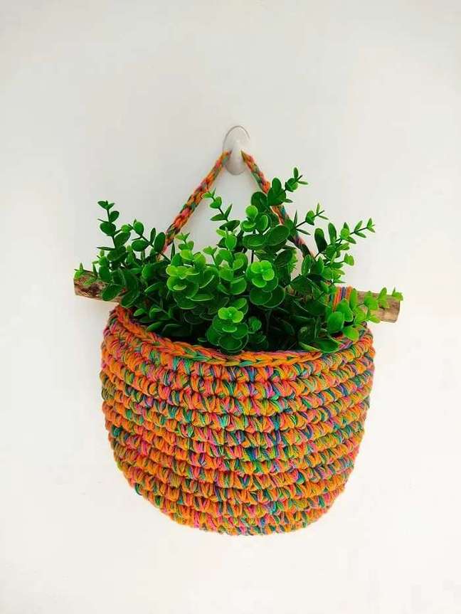 29. Cachepot holds plants. Source: Circle 29. Cachepot holds plants. Source: Circle