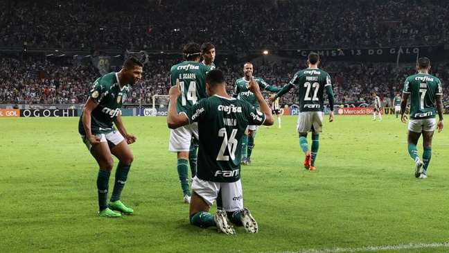 Programa da ESPN toca hino do Palmeiras, e ex-jogador do clube diz: 'Difícil tirar esse título'