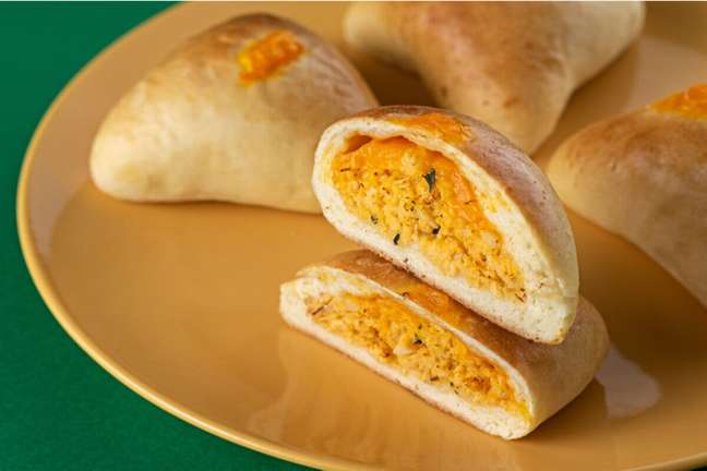 chicken esfiha chicken esfiha