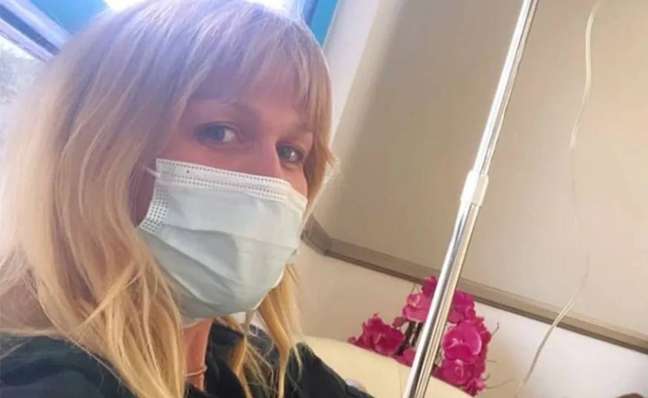Ludmila Dayer takes it out while treating multiple sclerosis in the hospital Ludmila Dayer takes it out while treating multiple sclerosis in the hospital