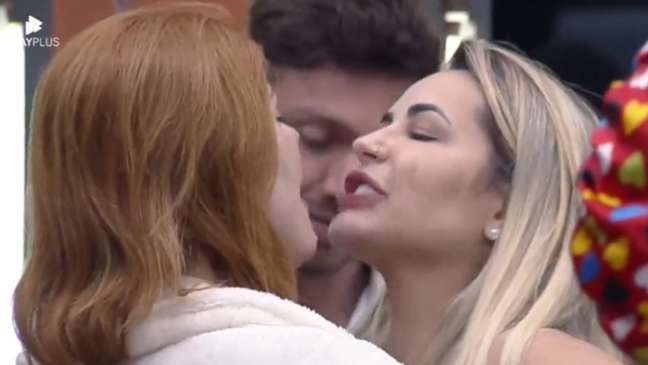 ‘The Farm 14’: Deolane is accused of assault after fighting with Deborah ‘The Farm 14’: Deolane is accused of assault after fighting with Deborah