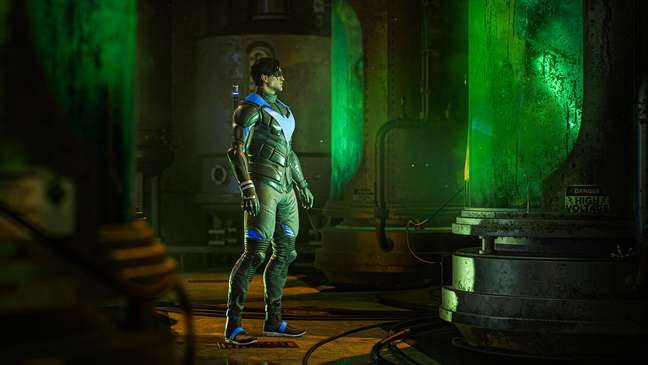 The game features puzzles, investigations, and secret action sequences