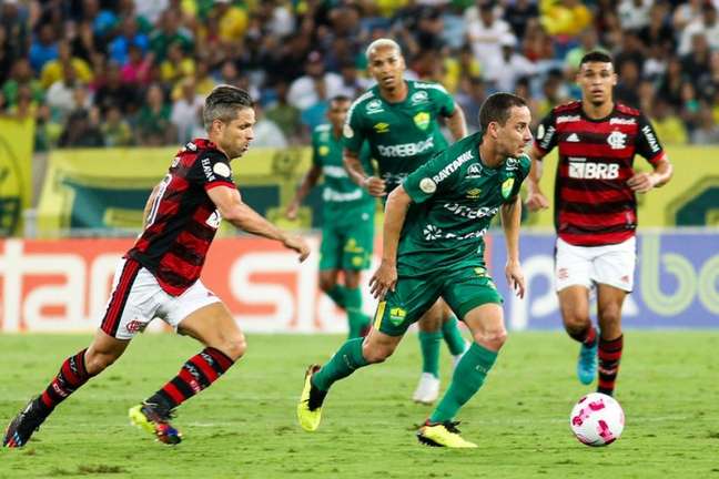 Torcedores do Flamengo detonam Diego Ribas após falha: Contagem regressiva para o fim do contrato