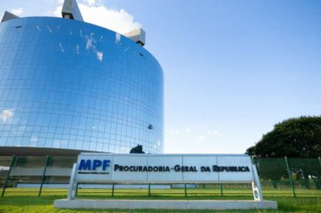 Ministério Público Federal pediu o congelamentos dos recursos em investigações sobre o orçamento secreto Ministério Público Federal pediu o congelamentos dos recursos em investigações sobre o orçamento secreto