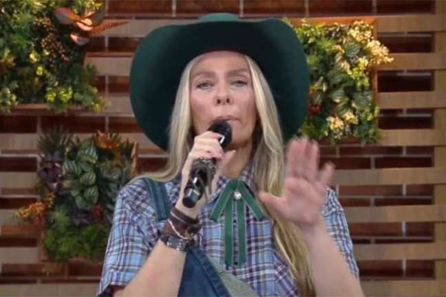 Adriane Galisteu goes live on Playplus to address the controversy of “A Fazenda 14” Adriane Galisteu goes live on Playplus to address the controversy of “A Fazenda 14”
