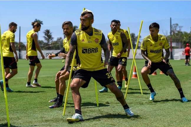 Veja a escalação do Urubu para o jogo contra o Vasco