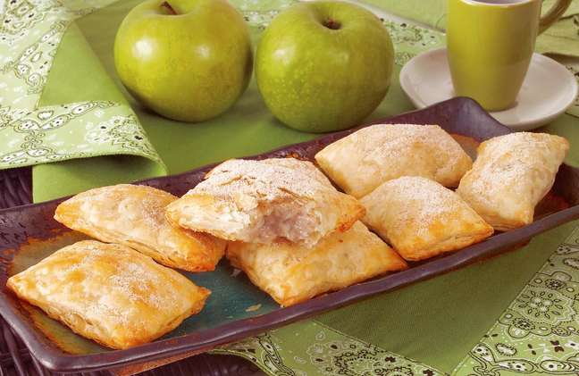 Apple ministrudel for a sophisticated and tasty afternoon coffee! Apple ministrudel for a sophisticated and tasty afternoon coffee!