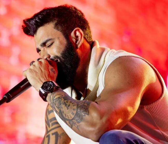 Gusttavo Lima is sentenced to pay R $ 10,000 to the owner of the phone released in the song “Bloqueado” Gusttavo Lima is sentenced to pay R $ 10,000 to the owner of the phone released in the song “Bloqueado”