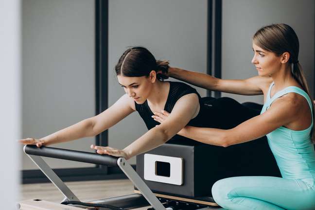 Pilates helps prevent the development of back pain and deviations 
