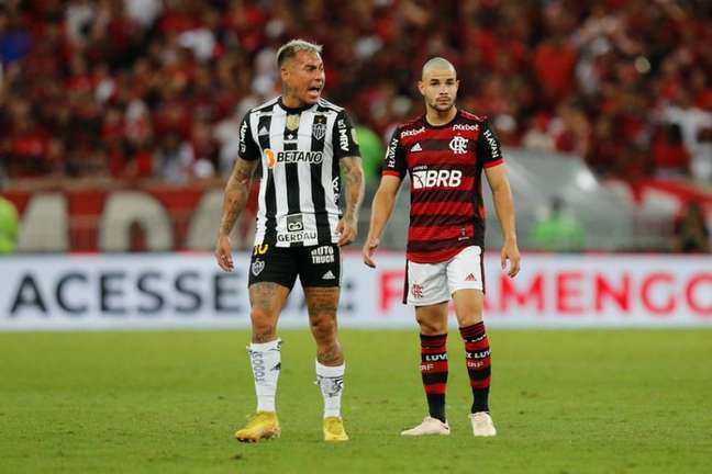 Daniel Cabral passa por cirurgia, e Flamengo dá prazo para recuperação