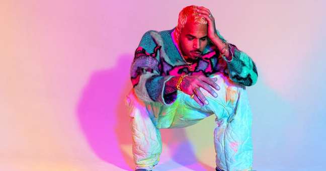 Chris Brown Releases Viral Track “Under The Influence” Chris Brown Releases Viral Track “Under The Influence”