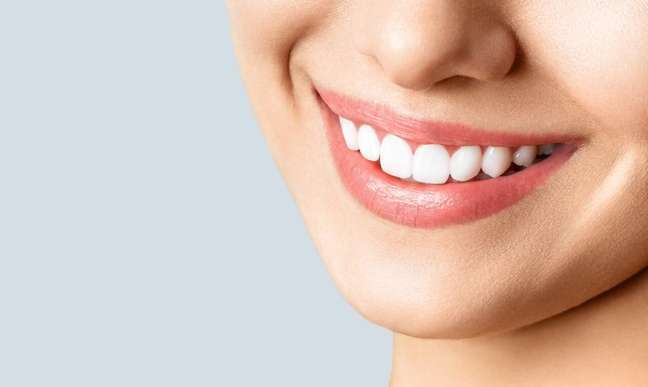 Cleaning is not enough: 7 habits that damage oral health