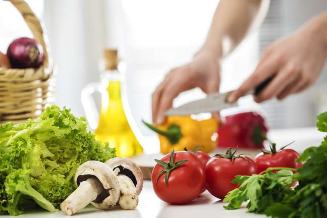 How fruit and vegetable consumption can improve women’s heart health How fruit and vegetable consumption can improve women’s heart health