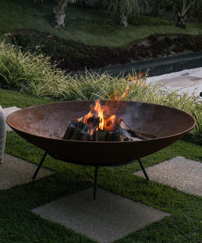 Corten vase by Eco Flame Garden Corten vase by Eco Flame Garden