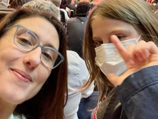 Paola Carosella brings her 11-year-old daughter to politics: ‘May she grow up without fear’ Paola Carosella brings her 11-year-old daughter to politics: ‘May she grow up without fear’