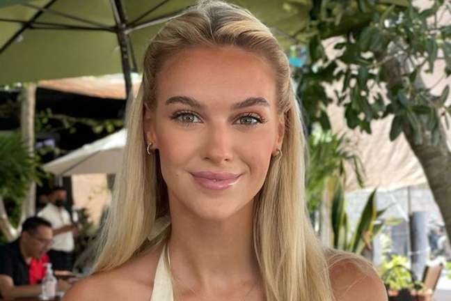 Influencer Says She Already Lost Her Job And Was Canceled “For Being Sexy” Influencer Says She Already Lost Her Job And Was Canceled “For Being Sexy”