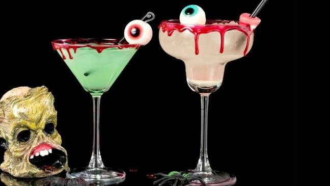Drinking margaritas - Photo: Shutterstock Drinking margaritas - Photo: Shutterstock