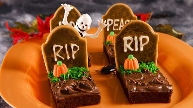 Get creative and prepare spooky foods for your Halloween party - Get creative and prepare spooky foods for your Halloween party -