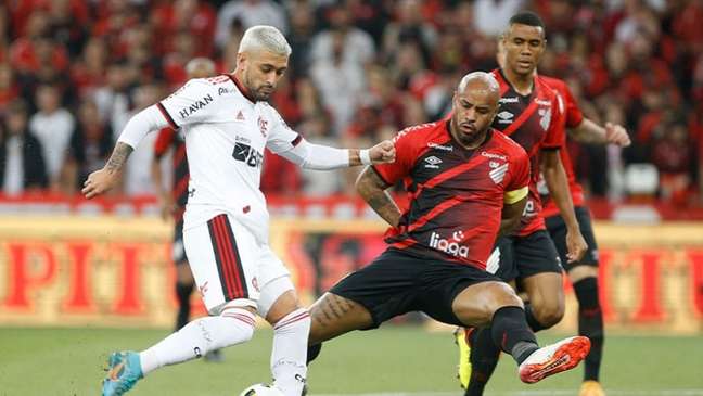 Flamengo x Athletico: vidente faz previsão sobre a final da Libertadores e crava campeão