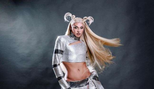 Pabllo Vittar makes fun of the drop in followers: ‘They’ll be late’