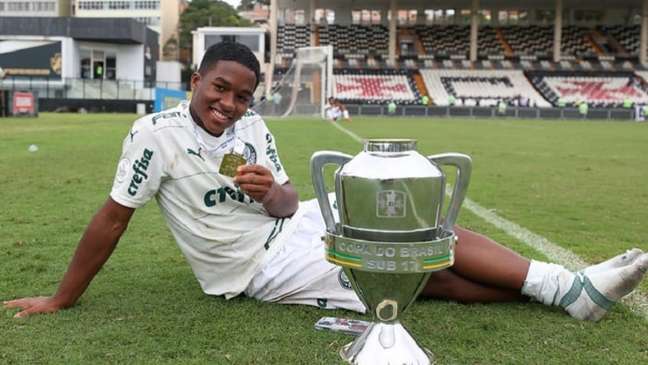 Da base ao profissional: Palmeiras pode fechar o ano com amplo domínio dos títulos nacionais