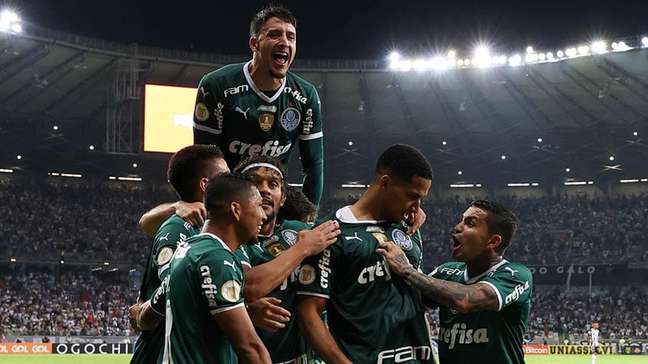Palmeiras é campeão de forma antecipada no Campeonato Brasileiro