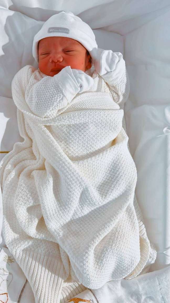 Gabriela Pugliesi gives birth to her first child with Tulio Dek Gabriela Pugliesi gives birth to her first child with Tulio Dek