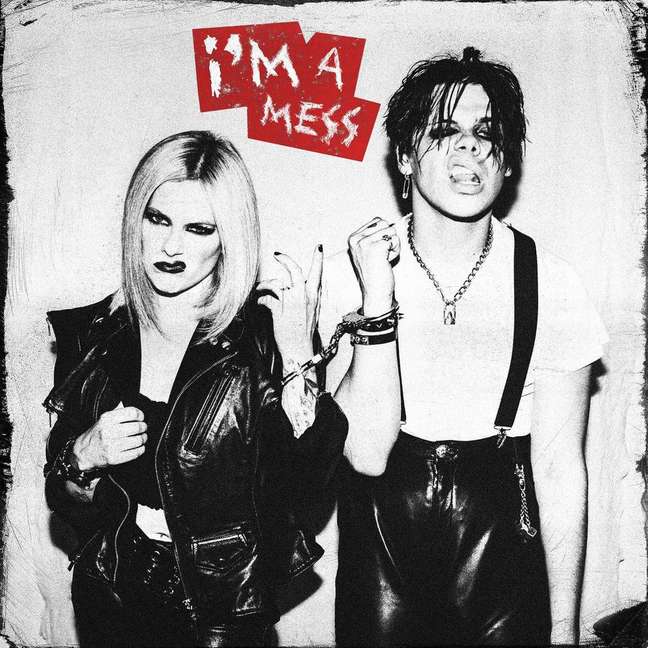 Avril Lavigne releases the song and video for “I’m A Mess”, featured with Yungblud