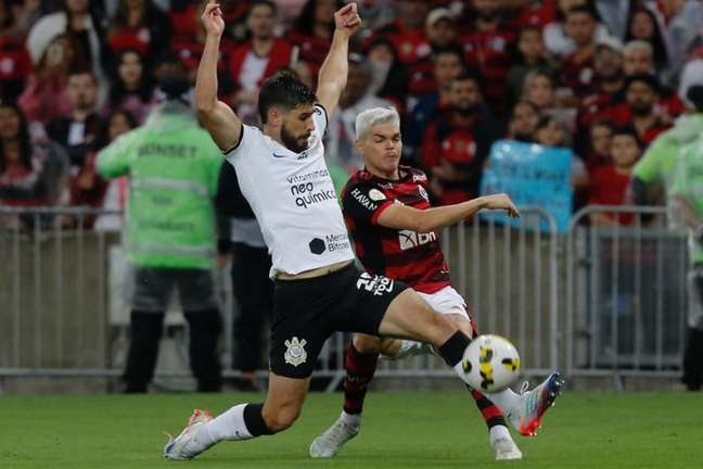 Corinthians quebra tabu e garante vaga direta à fase de grupos da Libertadores