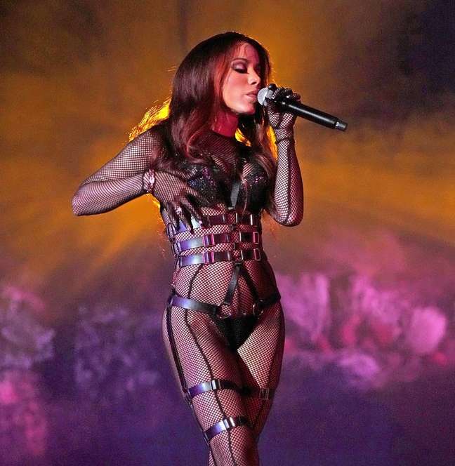 Anitta is featured in Rihanna’s “Savage x Fenty Show 4” trailer
