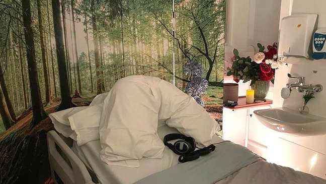 The room where patients with severe depression were treated with a hallucinogenic drug in the experiment The room where patients with severe depression were treated with a hallucinogenic drug in the experiment