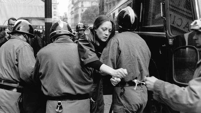 O Movimento de Maio Franc&ecirc;s de 1968 lan&ccedil;ou as bases para a explos&atilde;o do feminismo na Fran&ccedil;a, uma luta que se concretizaria em 1970 com o Movimento de Liberta&ccedil;&atilde;o das Mulheres.