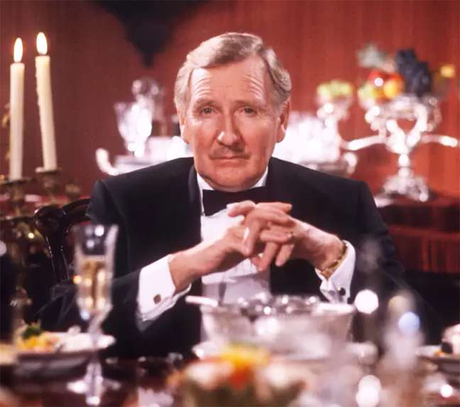 Leslie Phillips, the “Harry Potter” actor, died at 98