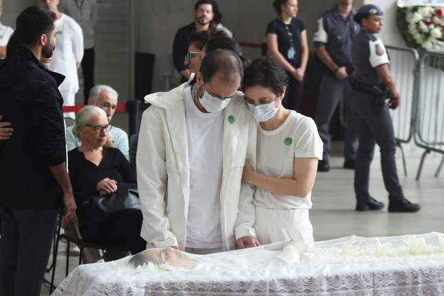 “I was born because it exists”, says Moreno Veloso greeting the godmother Gal