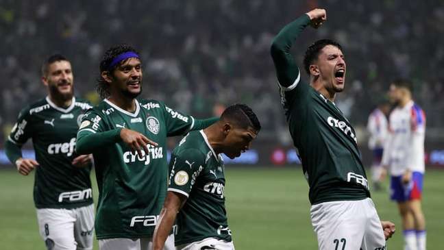 Palmeiras visita o Internacional em busca de últimos recordes a serem batidos no Brasileirão