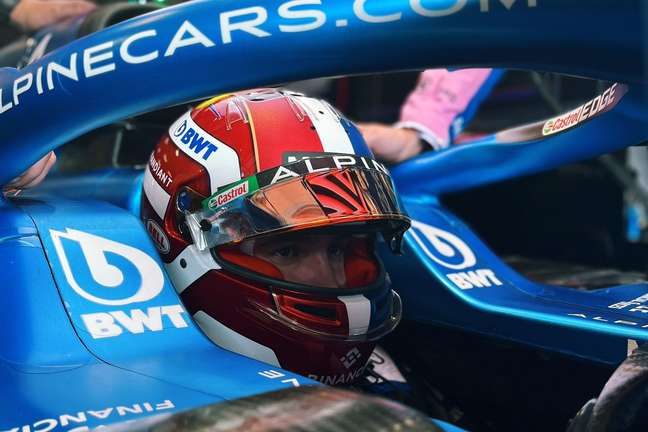 Esteban Ocon garantiu que não iria dificultar a passagem de Fernando Alonso 
