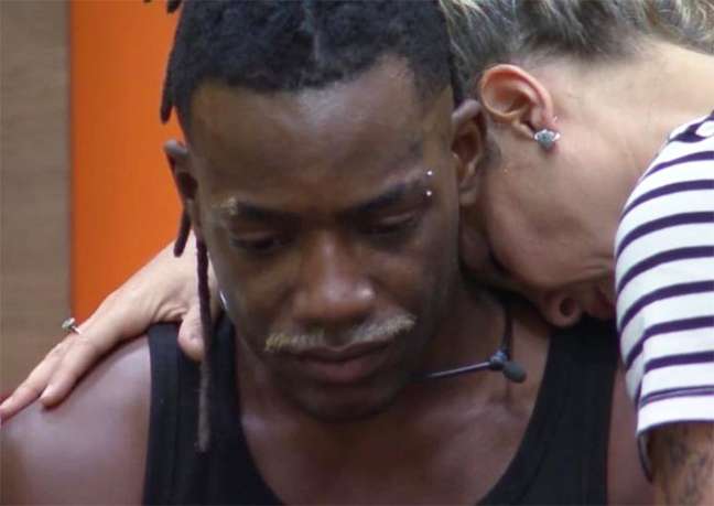 Record TV protects Deolane and hides the attack on Pele in “A Fazenda”