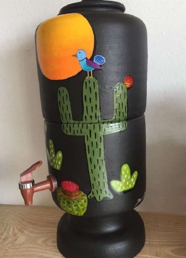 22. Hand decorated clay filter: black background and colored designs. Source – Ana Justo 22. Hand decorated clay filter: black background and colored designs. Source – Ana Justo