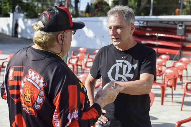 Presidente do Flamengo freia expectativa por retorno de Gerson: Se não impossível, muito difícil