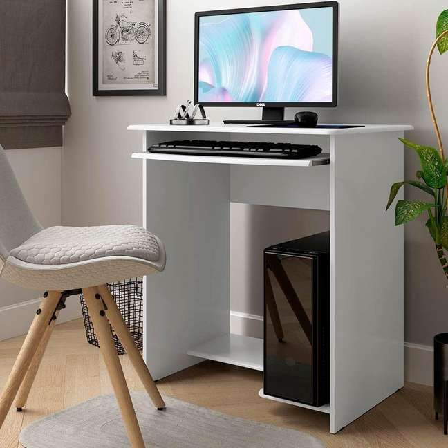Computer desk - Amazon R $ 125. Computer desk - Amazon R $ 125.