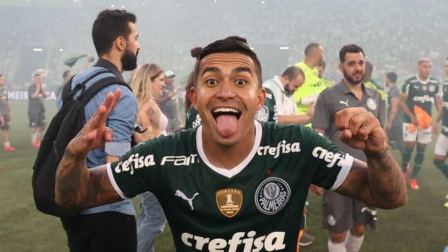 Saiba o que ainda trava a renovação de contrato de Dudu com o Palmeiras