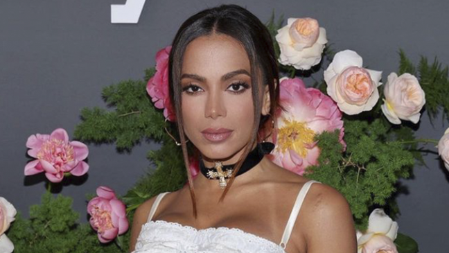 Anitta is nominated for a Grammy