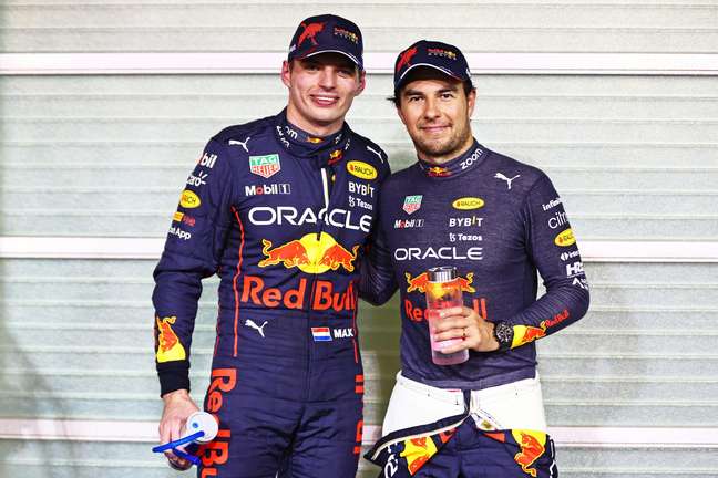 Max Verstappen e Sergio Pérez fecham a primeira fila em Abu Dhabi 