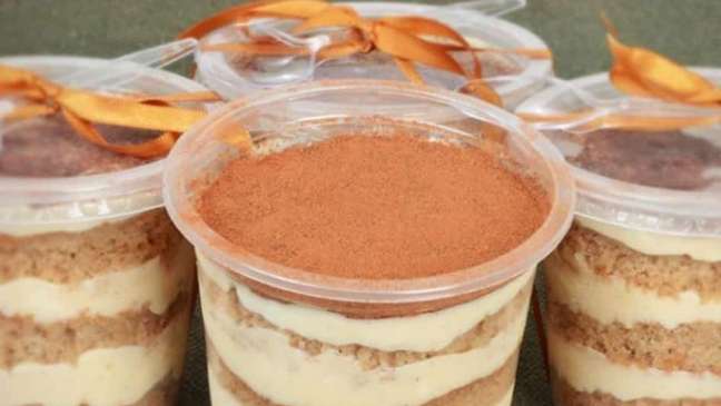 Cinnamon and authenticity: Indian bowl cake is perfect for sales