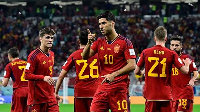 Espanha goleia Costa Rica por 7 x 0 em estreia perfeita na Copa do Mundo