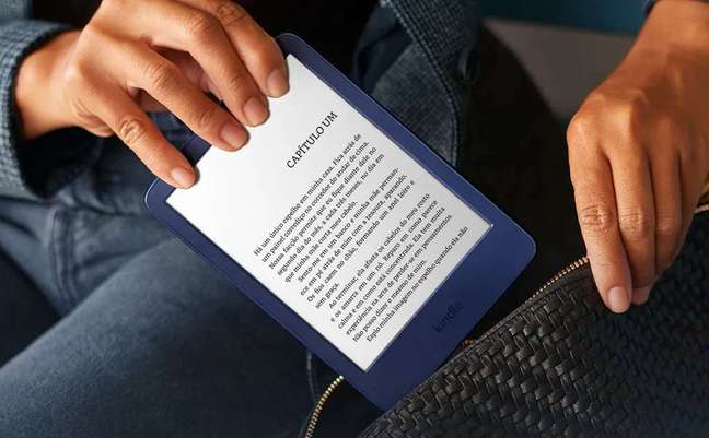 The new 2022 Kindle arrives in the country after a nearly month delay (Image: Disclosure/Amazon)