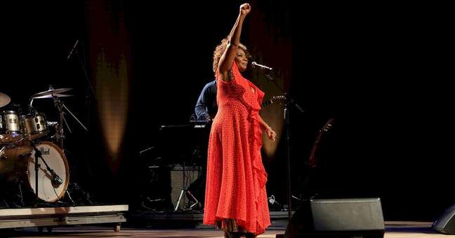 Margareth Menezes presents the new show “Elevante” at the Afropunk festival
