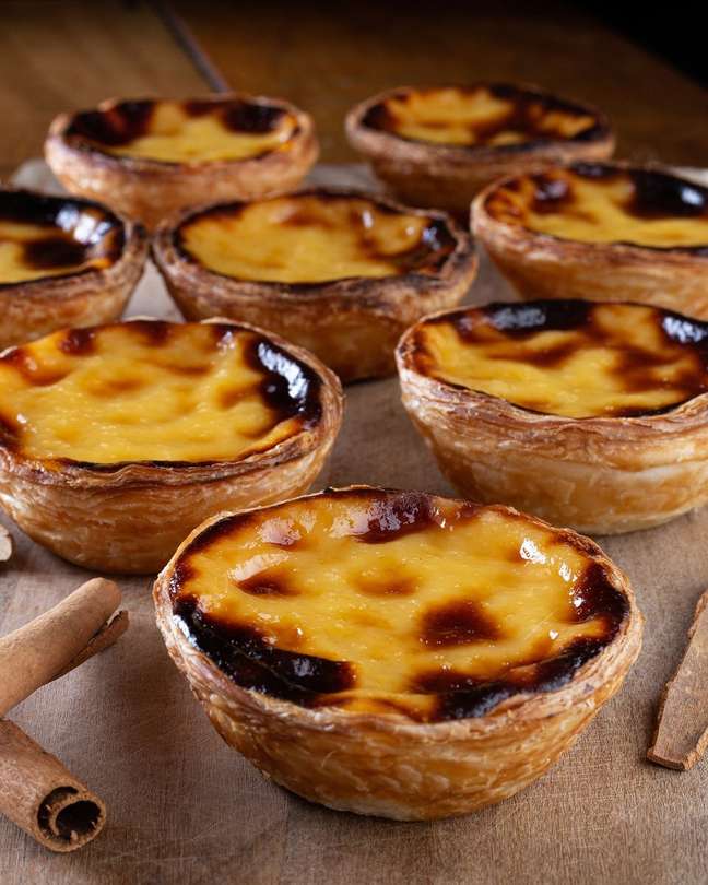 Pastel de nata is the protagonist in typical Portuguese bars