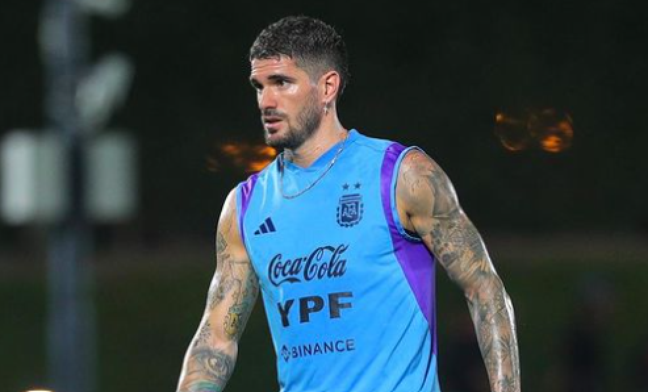 Argentines forgive the “bulge” of the star with sexy photos